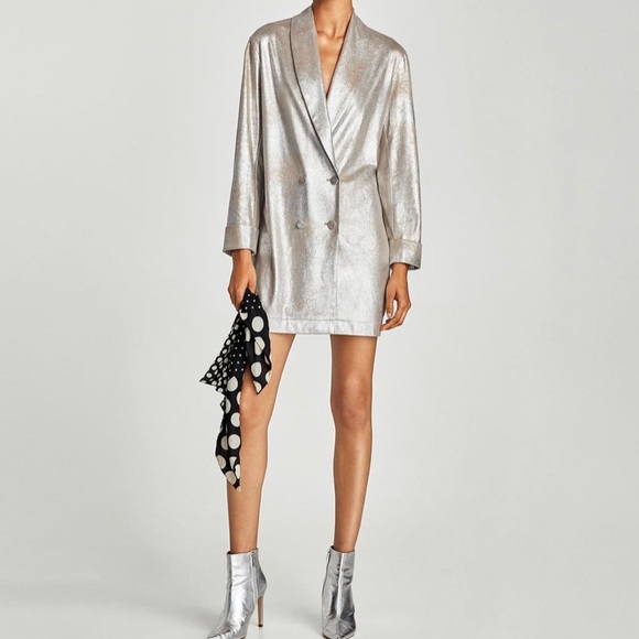 Zara Jackets & Blazers - ZARA suede like metallic coat. Size M.